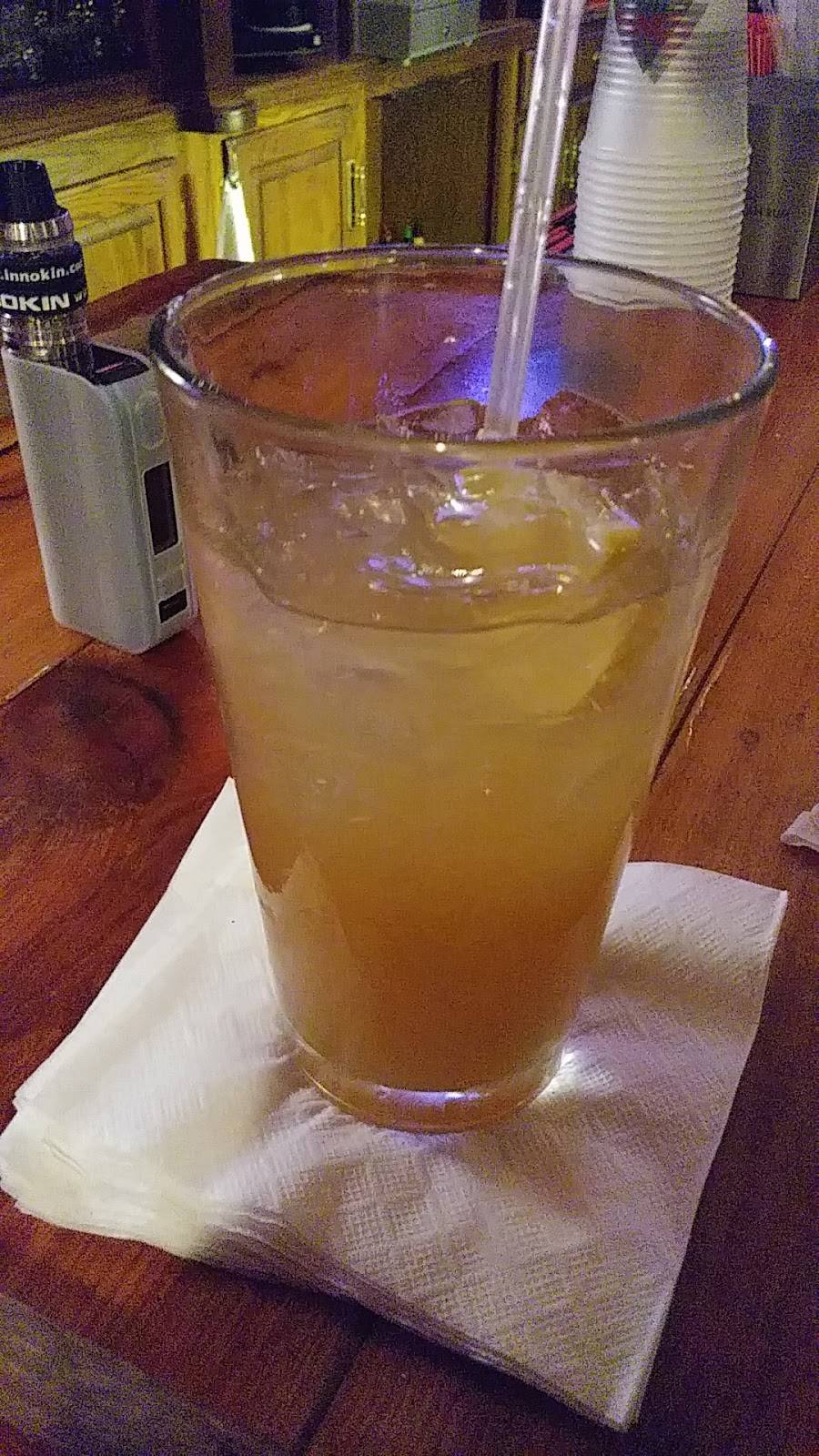 Badges Bar & Grille | restaurant | 9 E Pittsburgh St, Greensburg, PA 15601, USA | 7248375511 OR +1 724-837-5511