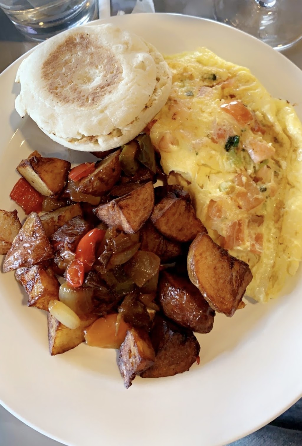 The Franklin Secaucus | restaurant | 780 5th St, Secaucus, NJ 07094, USA | 2017771188 OR +1 201-777-1188