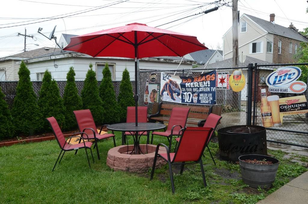 Victorias 4900 | restaurant | 4900 W 31st St, Cicero, IL 60804, USA | 7086836190 OR +1 708-683-6190