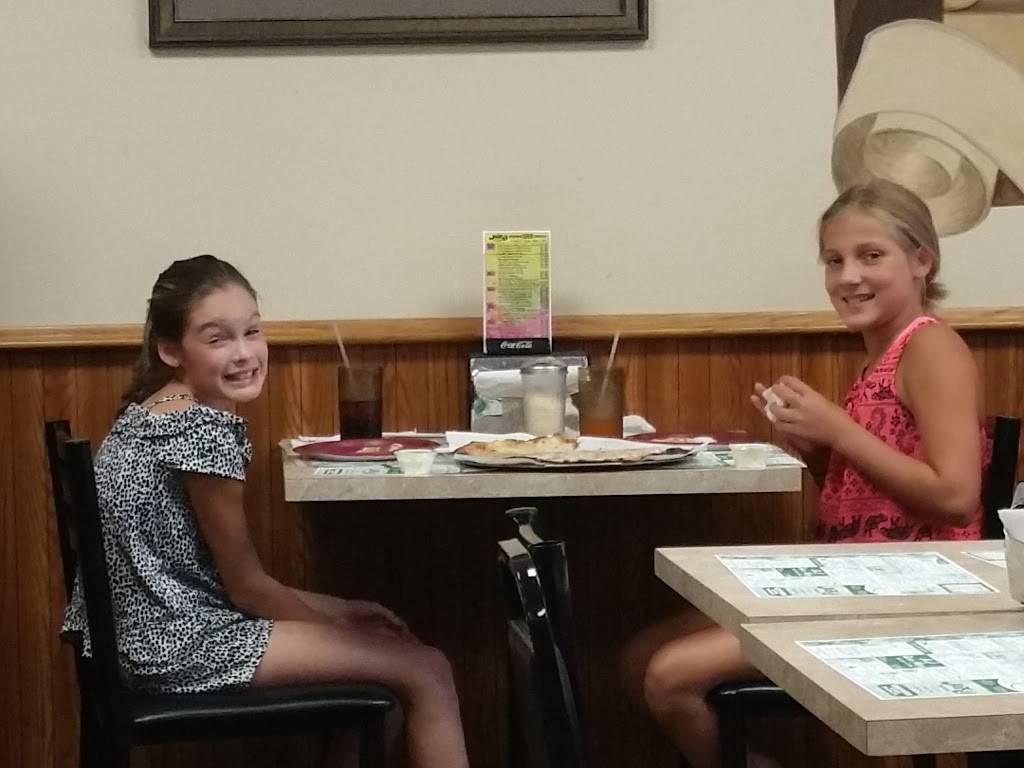 Jakes Pizza | meal delivery | 207 S 1st St, Montevideo, MN 56265, USA | 3202692115 OR +1 320-269-2115