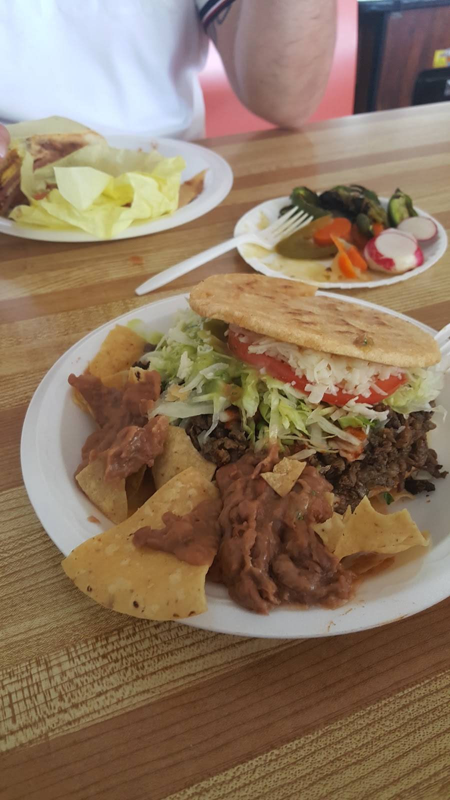 Rigos Taco | restaurant | 10750 Glenoaks Blvd #11, Pacoima, CA 91331, USA | 8188968242 OR +1 818-896-8242