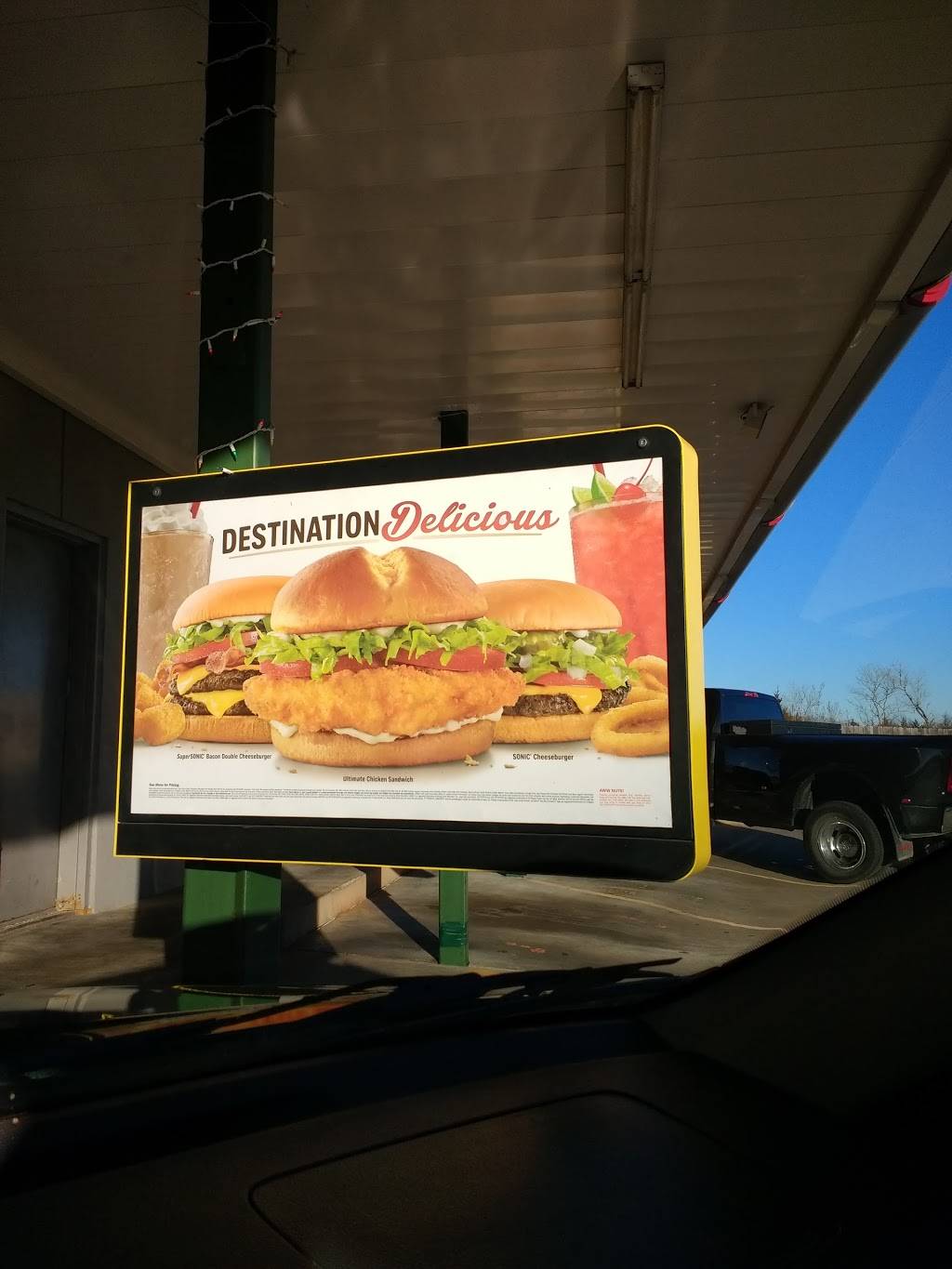 Sonic Drive-In | restaurant | 3140 S Harrah Rd, Harrah, OK 73045, USA | 4053917100 OR +1 405-391-7100