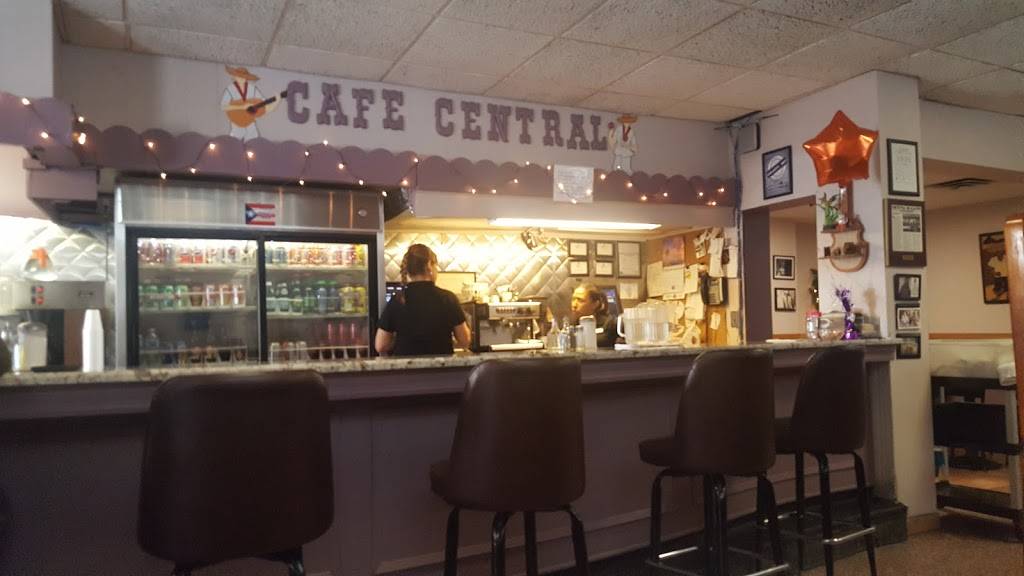 Cafe Central | restaurant | 1437 W Chicago Ave #1, Chicago, IL 60642, USA | 3122436776 OR +1 312-243-6776