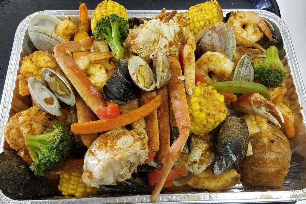 Ms Gwens Fish & Chips | restaurant | 5017 Milford Rd #4, East Stroudsburg, PA 18302, USA | 5702343202 OR +1 570-234-3202