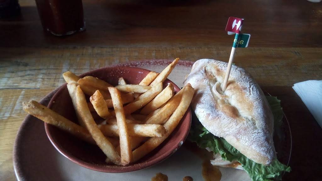 Nandos Etobicoke | meal takeaway | 150 N Queen St Unit D1, Etobicoke, ON M9C 1A8, Canada | 4166209229 OR +1 416-620-9229