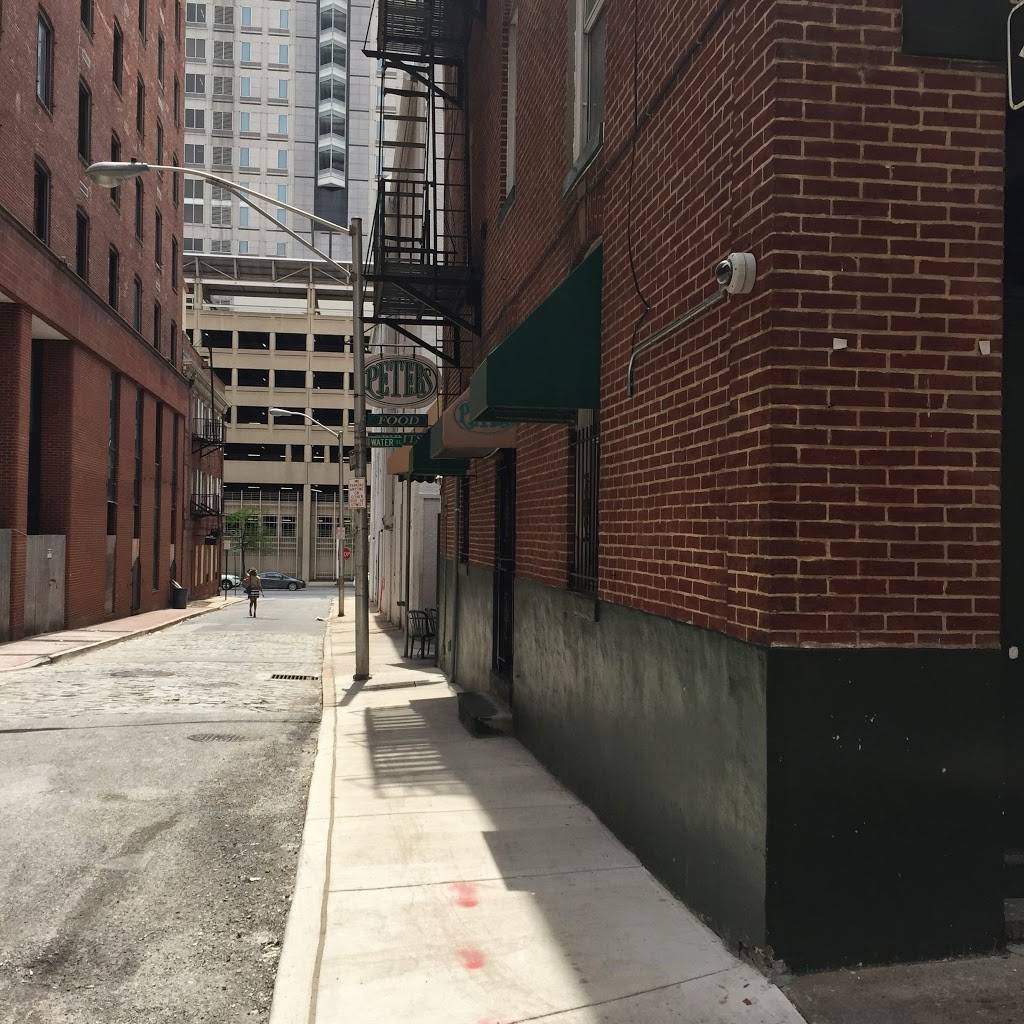 Peters Pour House | restaurant | 111 Mercer St, Baltimore, MD 21202, USA | 4105395818 OR +1 410-539-5818