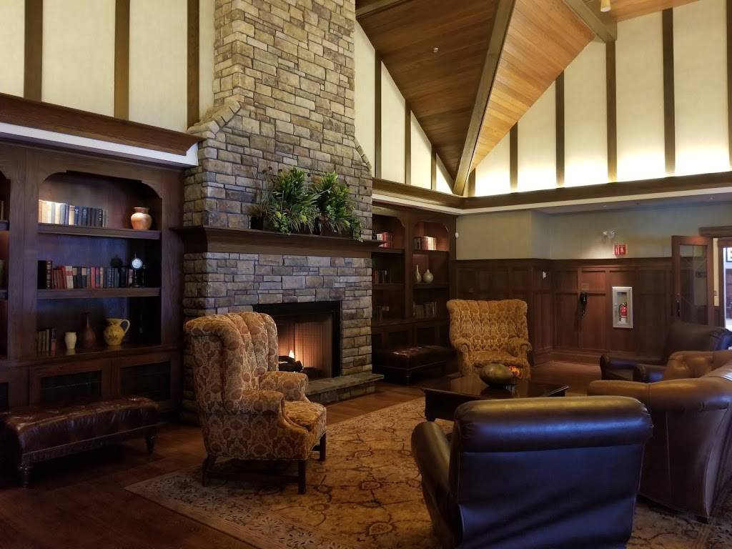 Lake of Isles | restaurant | 1 Clubhouse Dr, North Stonington, CT 06359, USA | 8884753746 OR +1 888-475-3746