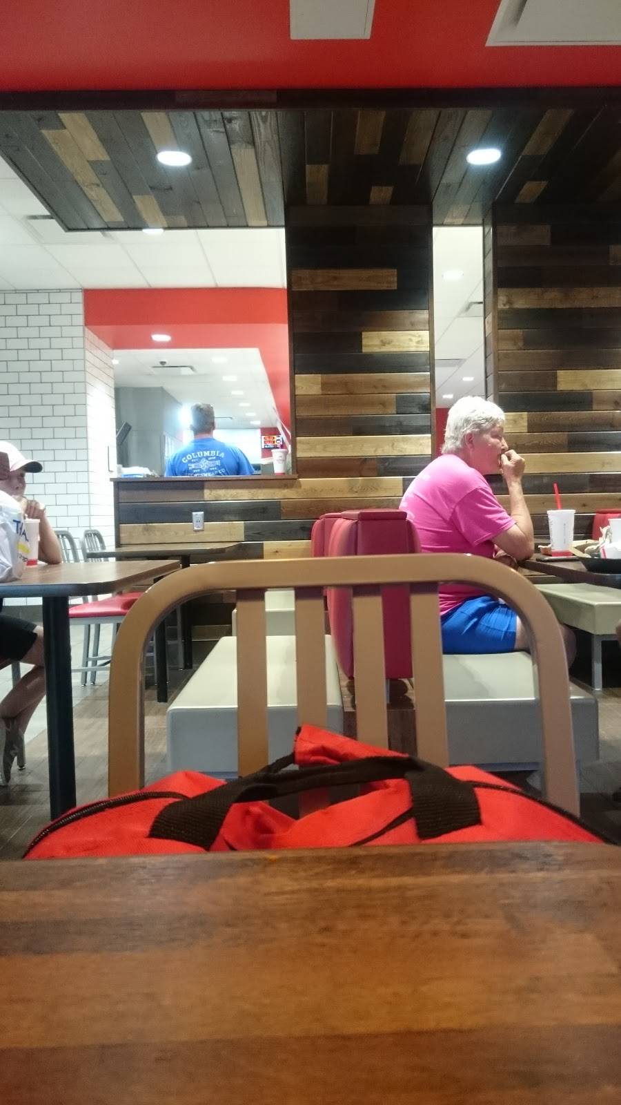 Arbys | restaurant | 7200 County Dr, Disputanta, VA 23842, USA | 8047220251 OR +1 804-722-0251