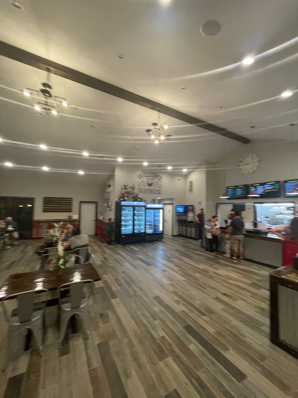 The Farmhouse | restaurant | 3117 NY-22, Patterson, NY 12563, USA | 8452865167 OR +1 845-286-5167