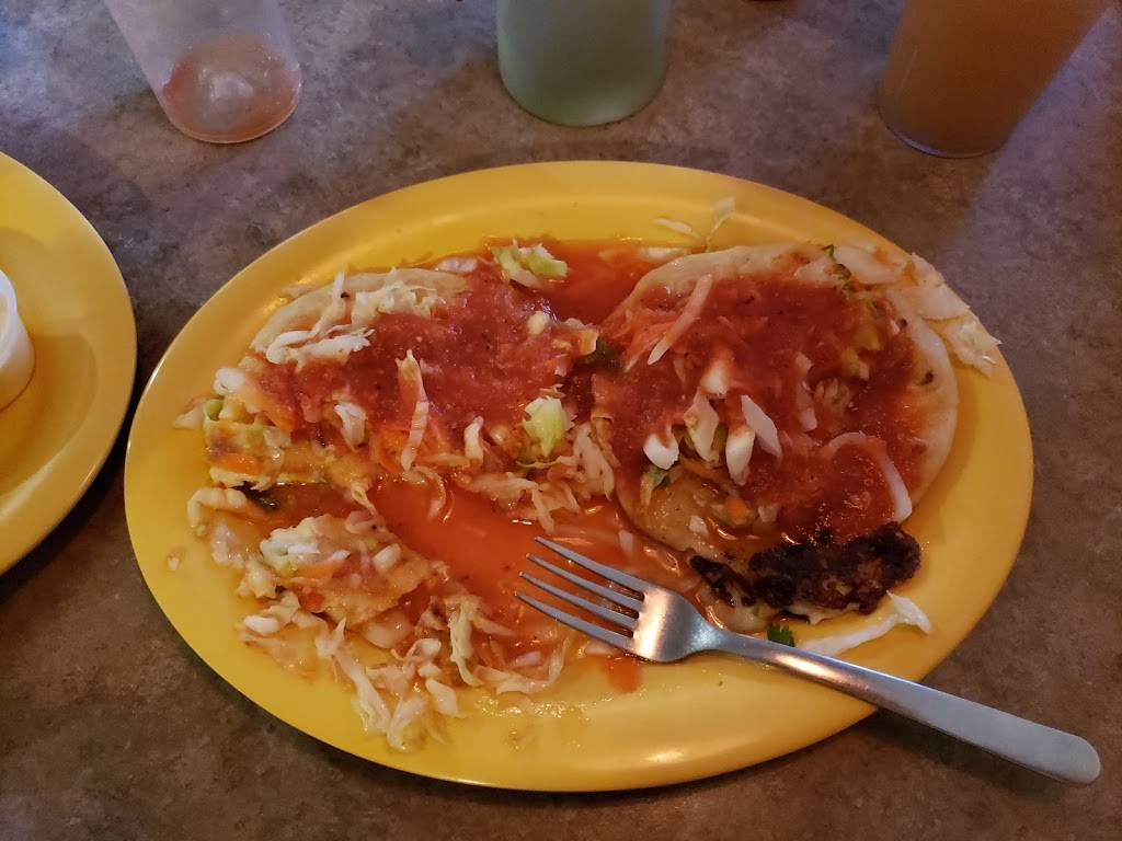 La Choza | restaurant | 5133 S 25th St, Omaha, NE 68107, USA | 4027339554 OR +1 402-733-9554