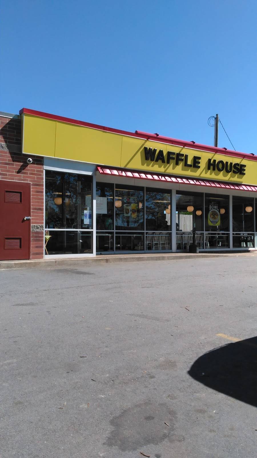 Waffle House | meal takeaway | 6011 Asheville Hwy, Hendersonville, NC 28791, USA | 8286844441 OR +1 828-684-4441