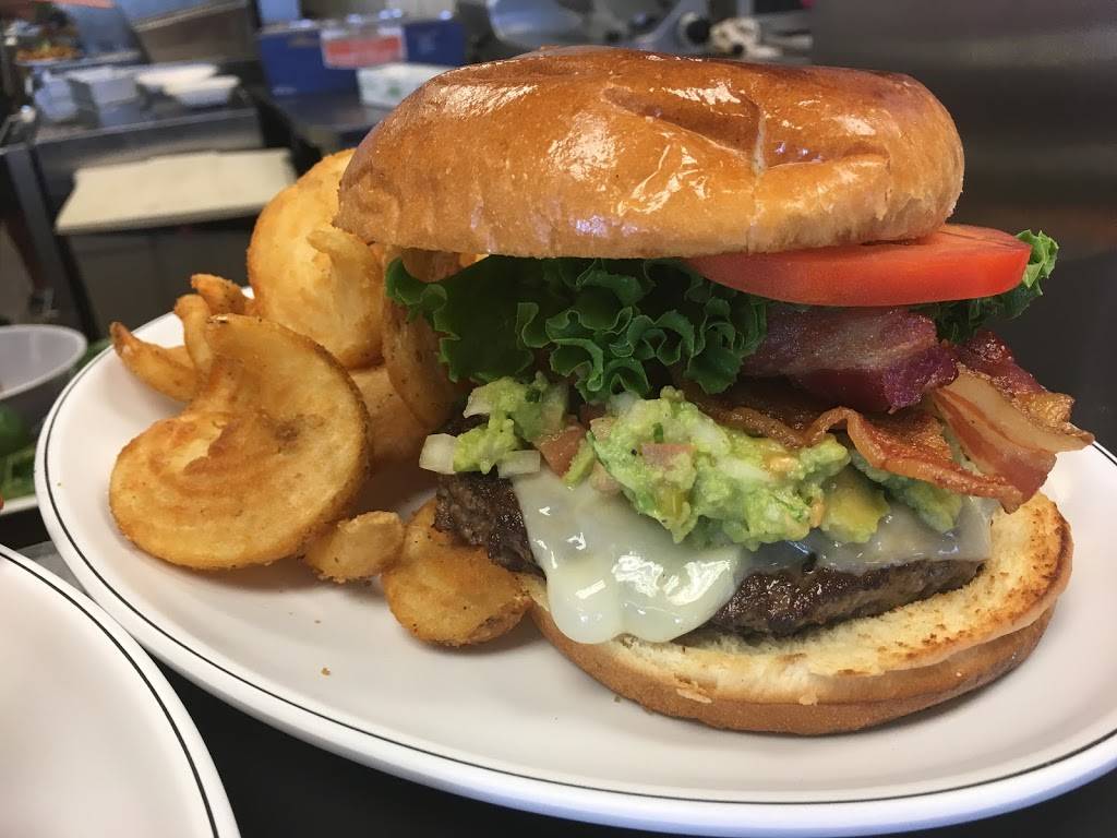 Shortys Breakfast & Gourmet Deli | restaurant | 1261 Gulf Blvd #125, Clearwater, FL 33767, USA | 7275965100 OR +1 727-596-5100