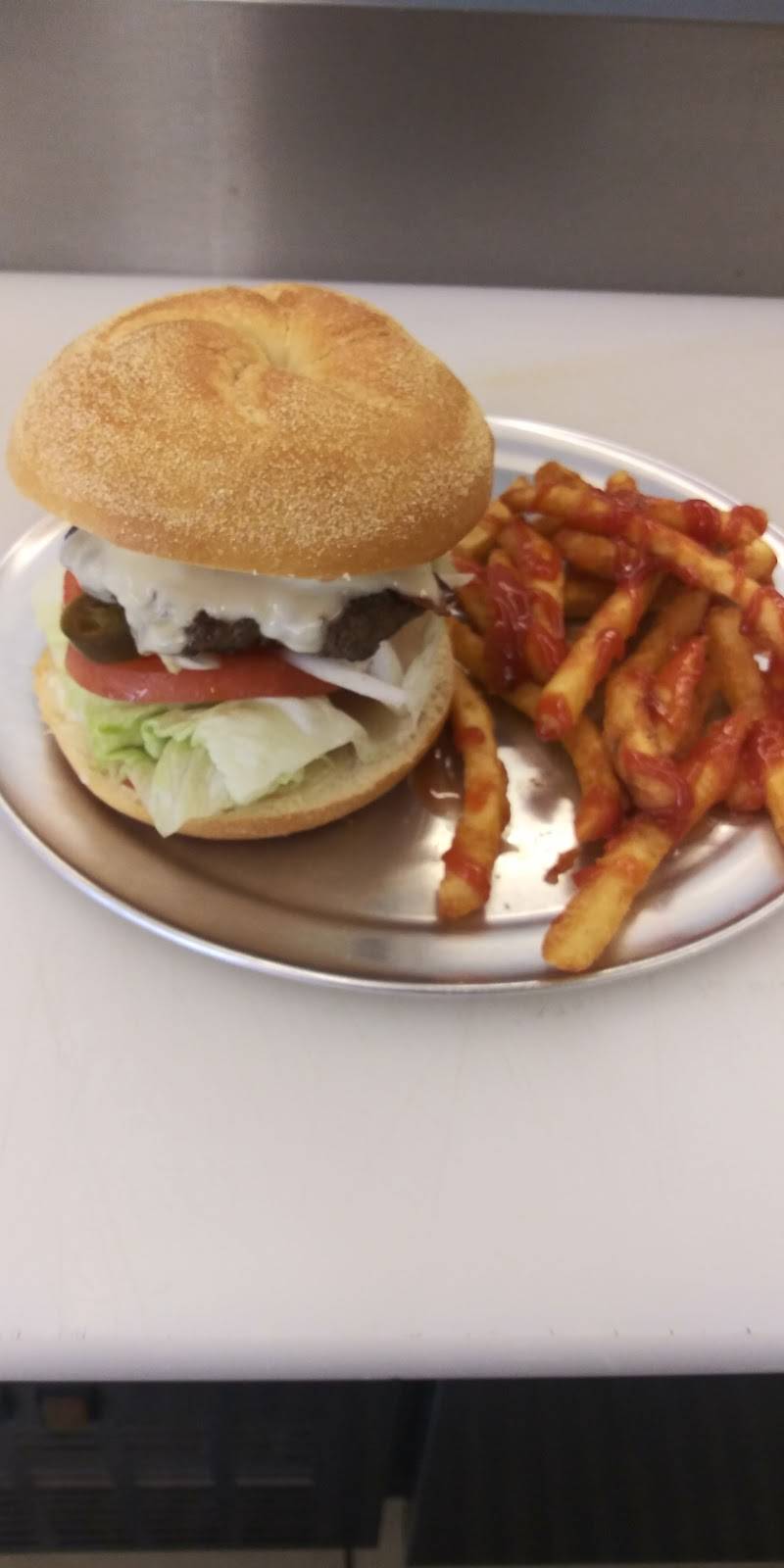 Jads Pizza | restaurant | 226 E Lancaster Ave, Downingtown, PA 19335, USA | 6102696666 OR +1 610-269-6666