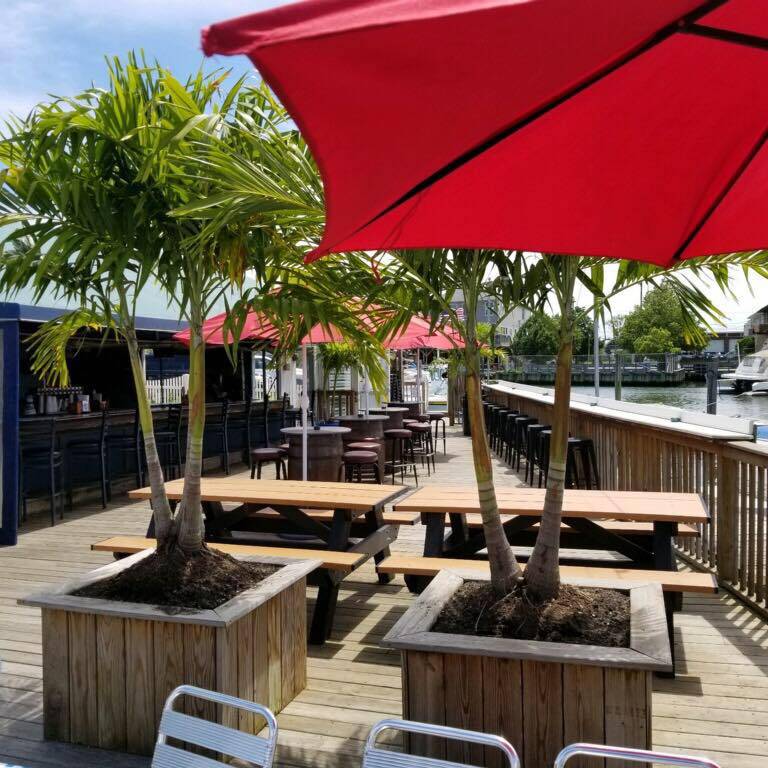 Jessies on the Water | restaurant | 92 New St, Oceanside, NY 11572, USA | 5166081380 OR +1 516-608-1380