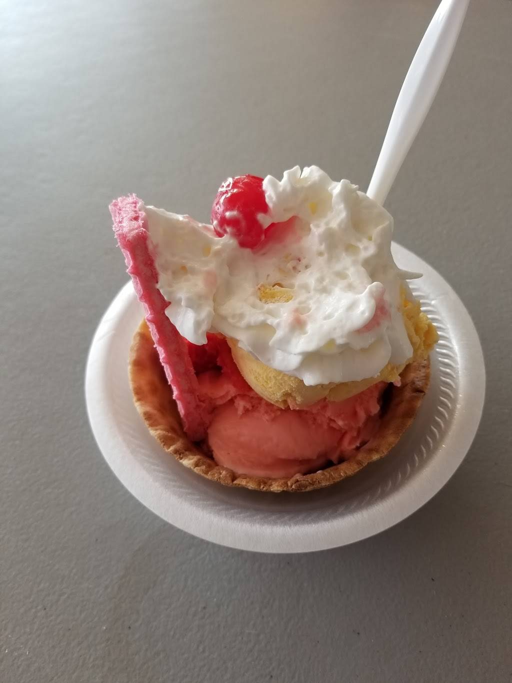 La Real Michoacana | meal takeaway | 4539 Aldine Mail Rte Rd, Houston, TX 77039, USA | 2814427297 OR +1 281-442-7297