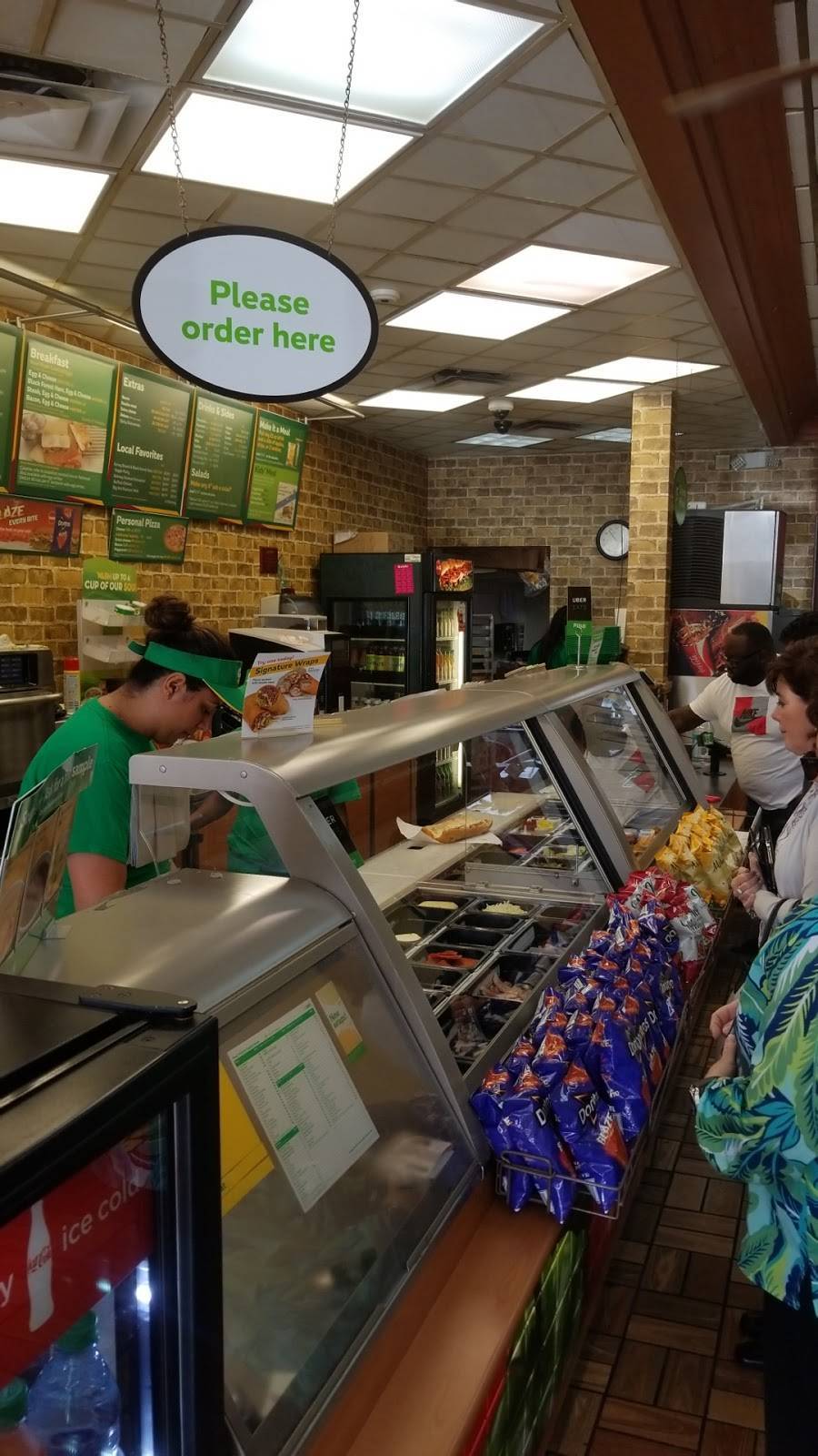 Subway Restaurants | restaurant | 1693 Forum Pl, West Palm Beach, FL 33401, USA | 5616979883 OR +1 561-697-9883