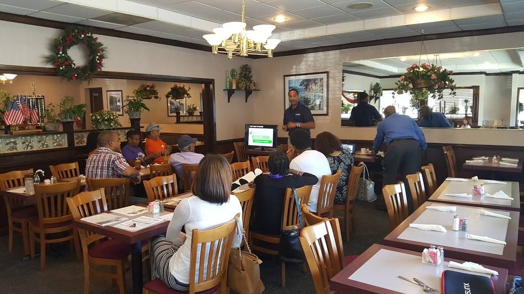 Johns Family Restaurant | restaurant | 2002 Westinghouse Blvd, Charlotte, NC 28241, USA | 7045886613 OR +1 704-588-6613