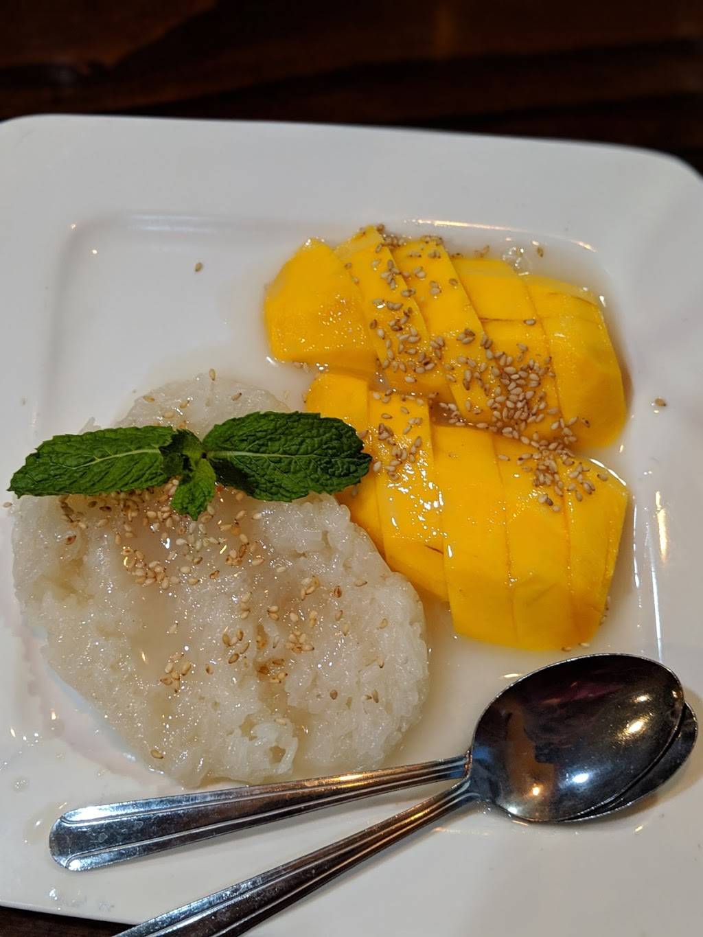 Bangkok Island Thai Fusion | restaurant | 153 Plaza Dr, Vallejo, CA 94591, USA | 7075521899 OR +1 707-552-1899