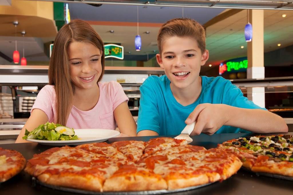 Johns Incredible Pizza - Modesto | restaurant | 2225 Plaza Pkwy, Modesto, CA 95350, USA | 2095230000 OR +1 209-523-0000