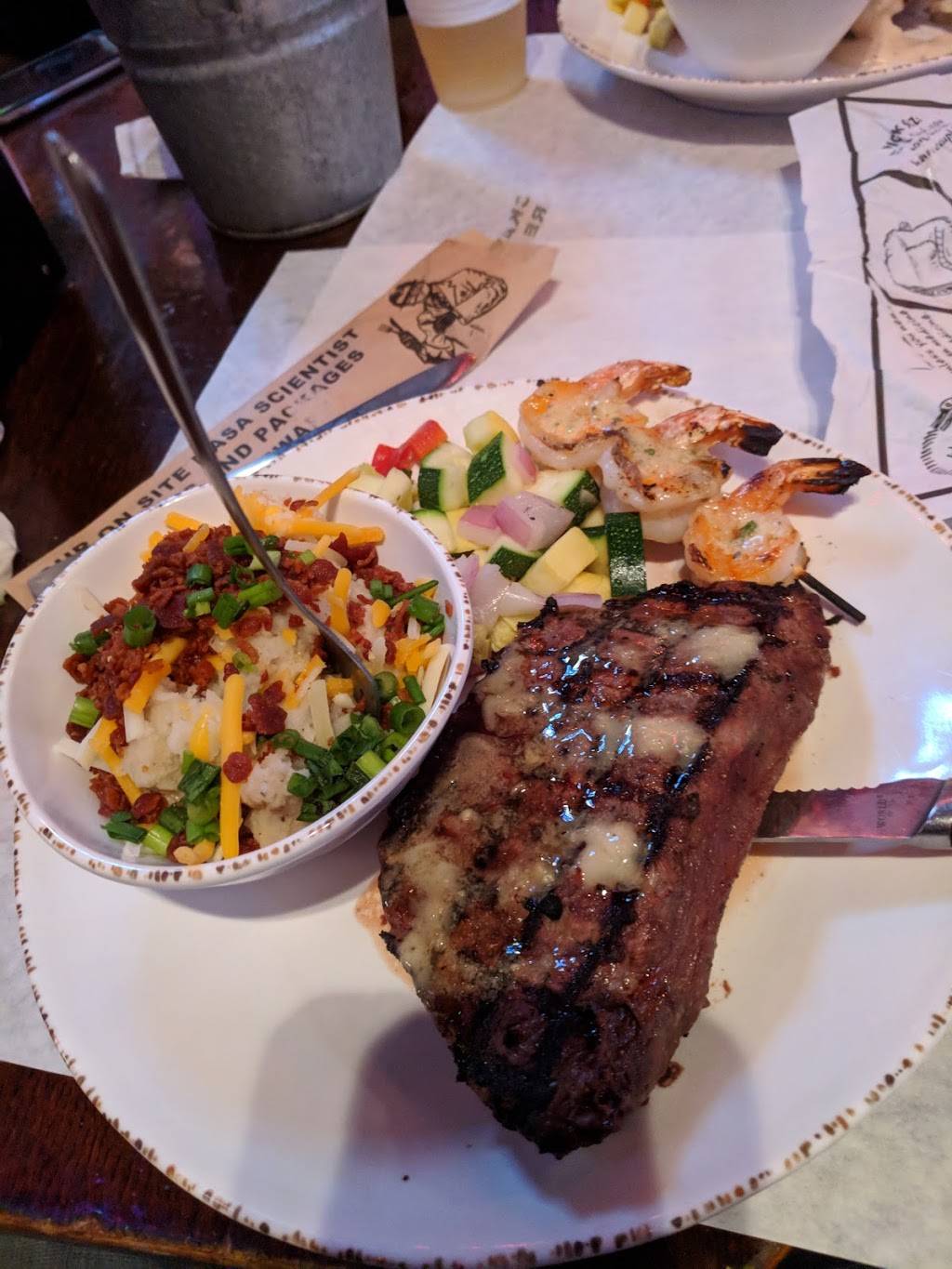 Dicks Last Resort | restaurant | 2211 N Lamar St, Dallas, TX 75202, USA | 2147470001 OR +1 214-747-0001