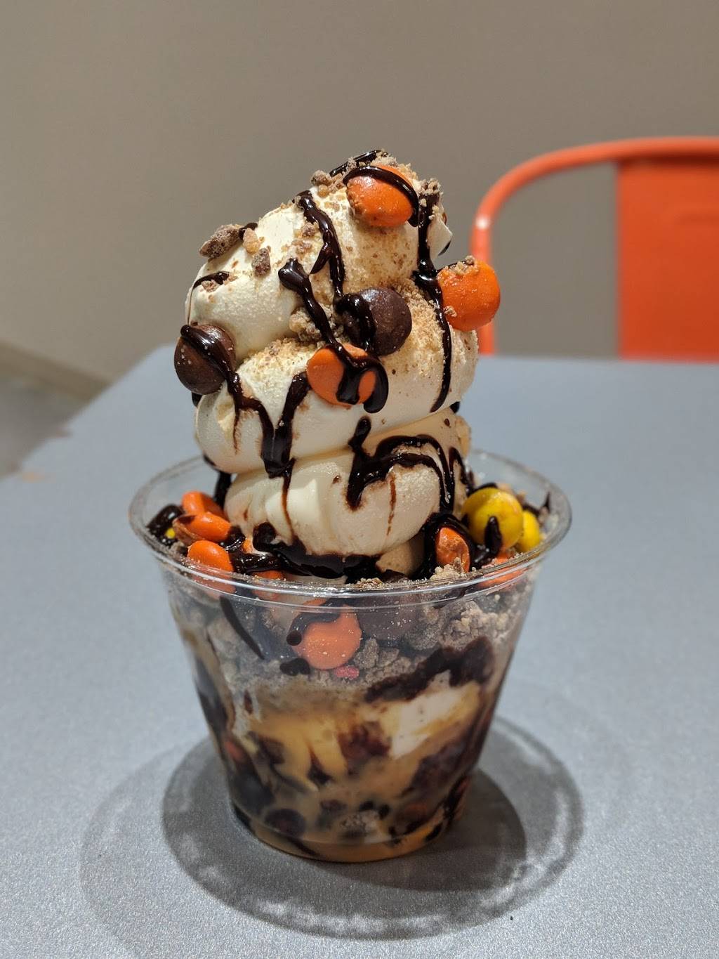 Twisted Treats | restaurant | 4820 TX-121, Lewisville, TX 75056, USA | 9725908660 OR +1 972-590-8660