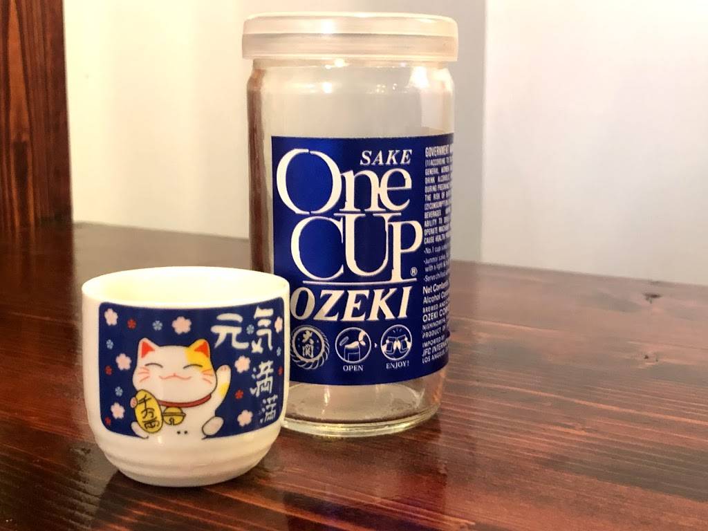 Pho King Noodle & Saké Bar | restaurant | 700 S Shelmore Blvd #102, Mt Pleasant, SC 29464, USA | 8432848065 OR +1 843-284-8065