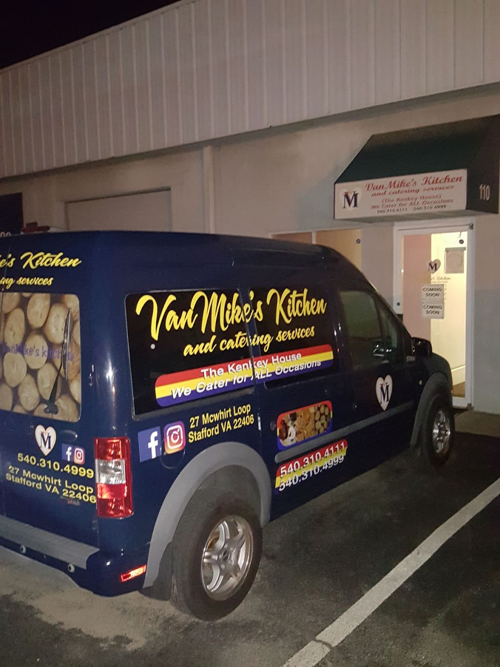 VanMikes Kitchen | restaurant | 27 McWhirt Loop, Fredericksburg, VA 22406, USA | 6464079592 OR +1 646-407-9592