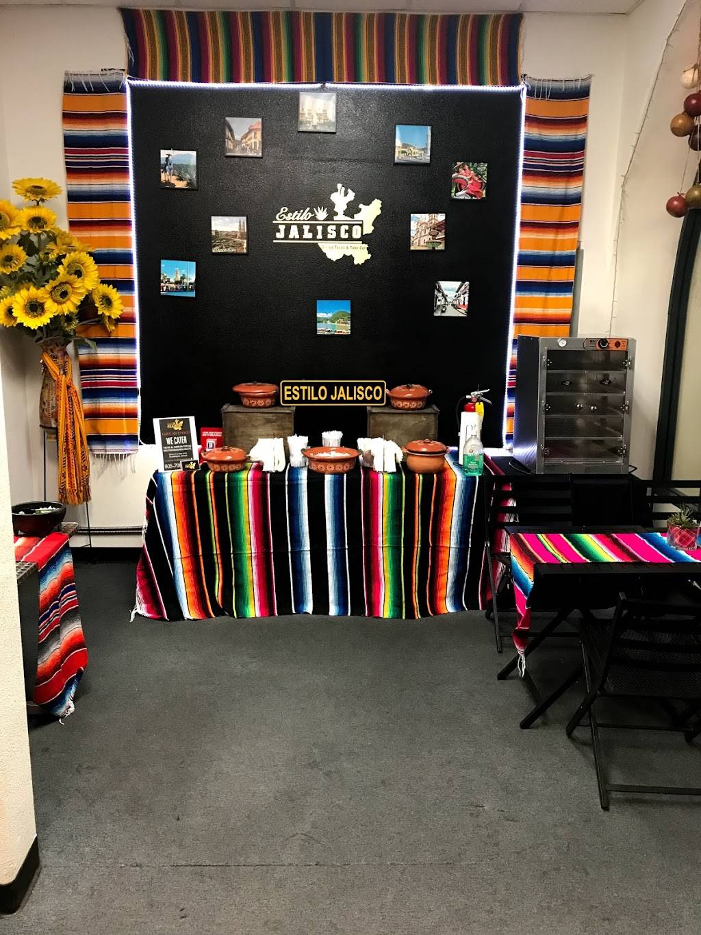 Estilo Jalisco | restaurant | 209 S Milpas St, Santa Barbara, CA 93103, USA | 8057086536 OR +1 805-708-6536
