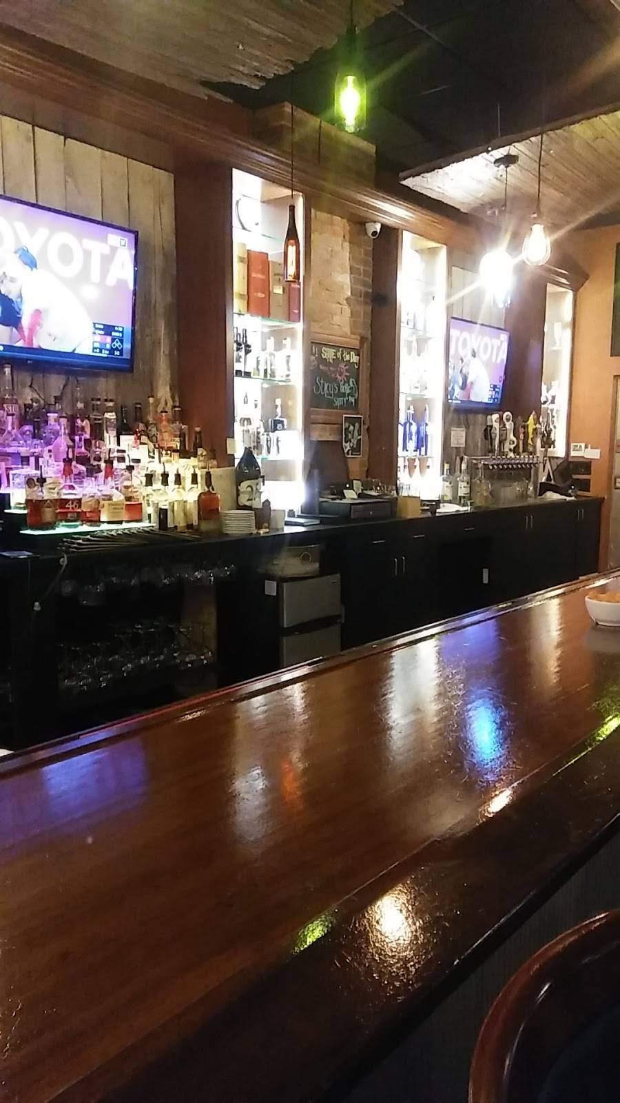 Dalys | restaurant | 307 3rd St, Wausau, WI 54403, USA | 7152981331 OR +1 715-298-1331