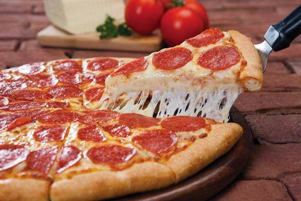 Godfathers Pizza | meal delivery | 625 Hawkeye Ave SW, Le Mars, IA 51031, USA | 7125464159 OR +1 712-546-4159