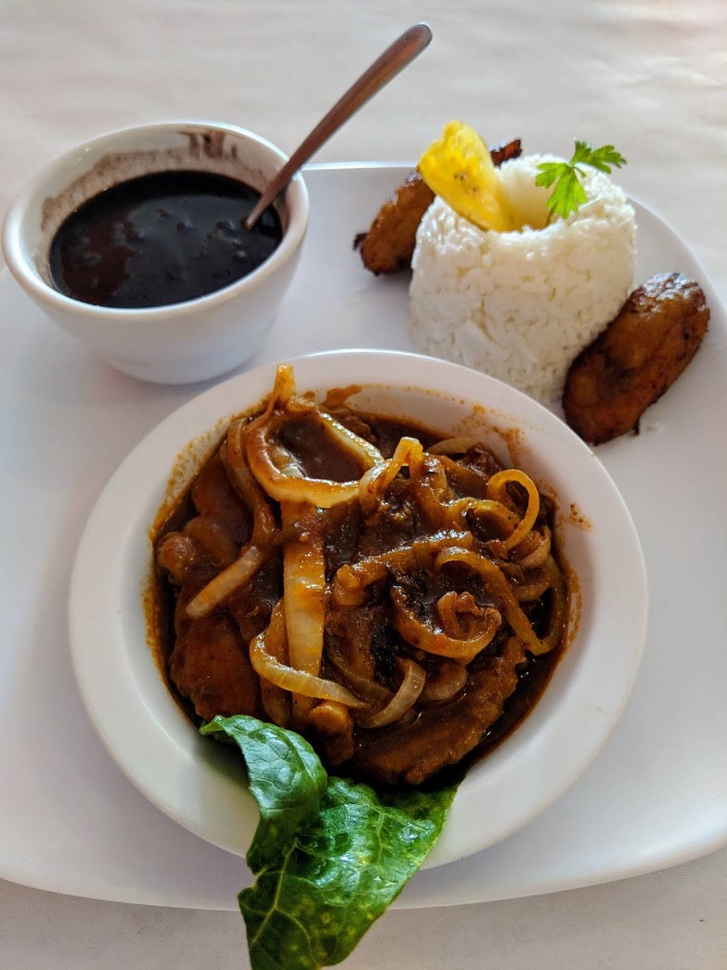 Habana Libre Restaurant | restaurant | 1440 W Chicago Ave, Chicago, IL 60642, USA | 3122433303 OR +1 312-243-3303