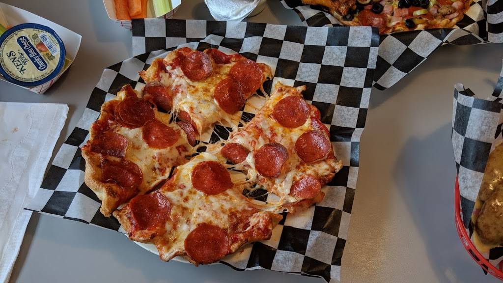 Pizza Village | restaurant | 71 Lake Shore Dr W, Dunkirk, NY 14048, USA | 7163667521 OR +1 716-366-7521