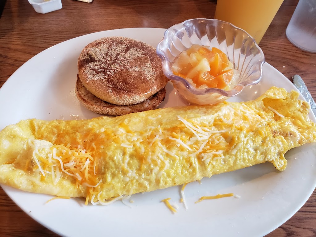 Mulligans on Ponce | restaurant | Leon Drive, 300 Ponce De Leon Dr, Hot Springs Village, AR 71909, USA | 5019221623 OR +1 501-922-1623