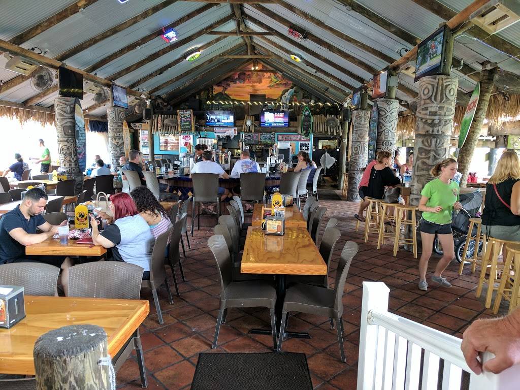 The Hut Bar and Grill | restaurant | 190 Boardwalk Pl E, Madeira Beach, FL 33708, USA | 7272584820 OR +1 727-258-4820