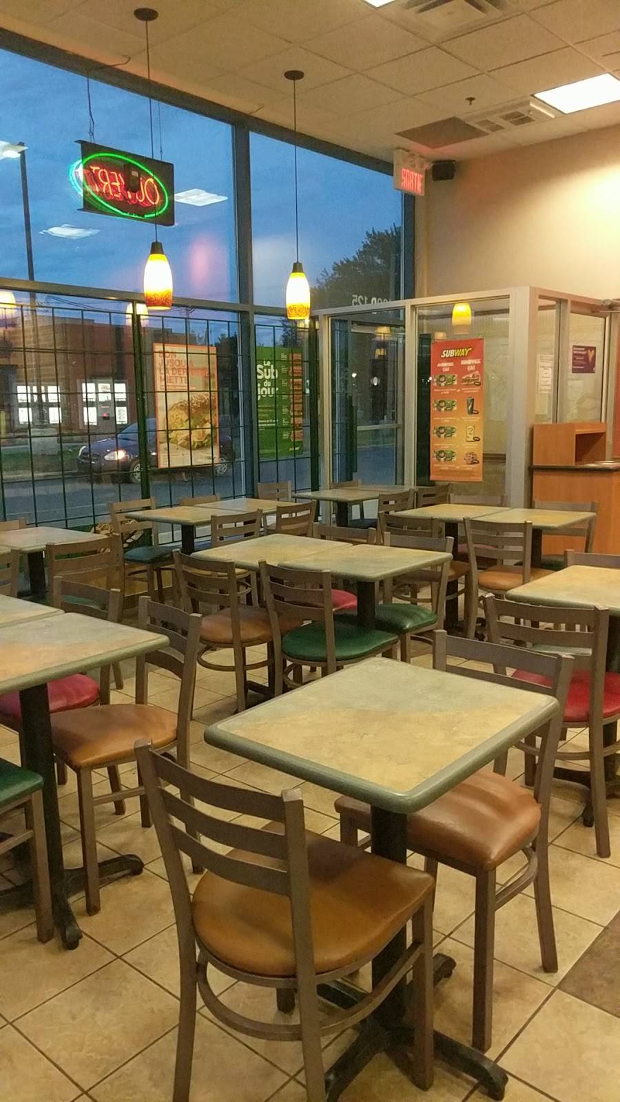 Subway | restaurant | 1300 Boulevard Saint-Jean-Baptiste, Pointe-aux-Trembles, QC H1B 4A5, Canada | 5146451738 OR +1 514-645-1738