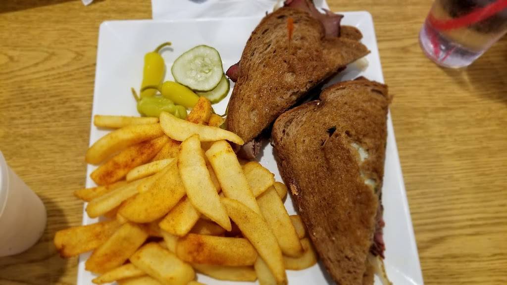 Francos Flapjack Family Restaurant | restaurant | 4164 Bonita Rd, Bonita, CA 91902, USA | 6195121673 OR +1 619-512-1673