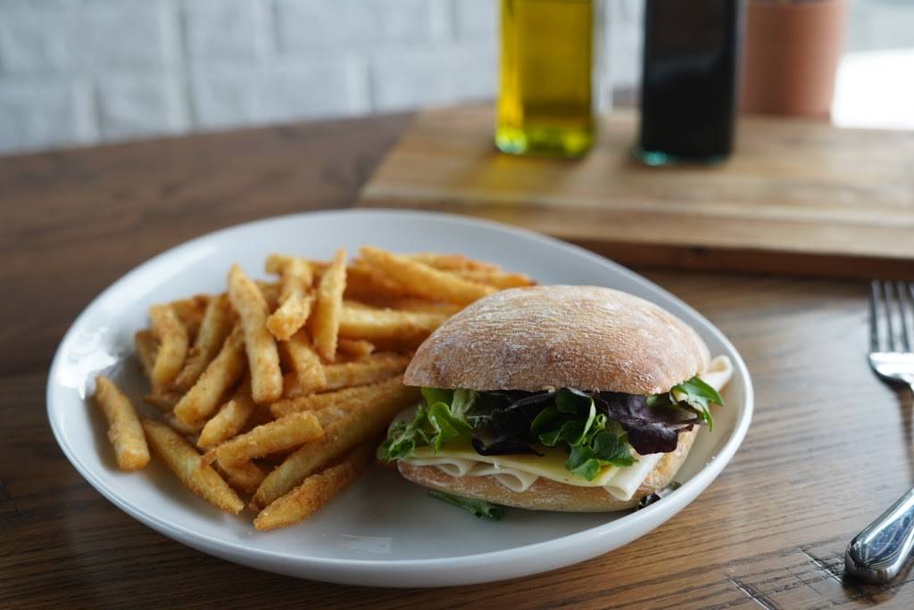 Cais Restaurant | restaurant | 15771 S Apopka Vineland Rd Suite #4, Orlando, FL 32837, USA | 3213142199 OR +1 321-314-2199