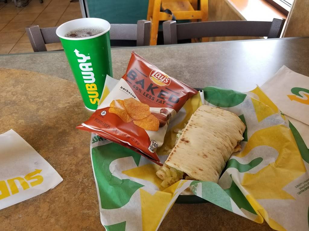 Subway | restaurant | 1060 Mineral Wells Ave, Paris, TN 38242, USA | 7316423210 OR +1 731-642-3210