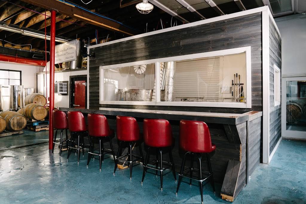 Subversive Malting + Brewing | restaurant | 96 W Bridge St, Catskill, NY 12414, USA | 5183031270 OR +1 518-303-1270