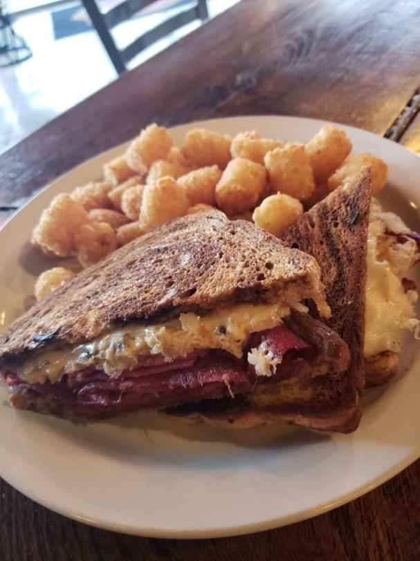 Wake n Bake Breakfast Company | restaurant | 713 Jefferson St, Burlington, IA 52601, USA | 3197540494 OR +1 319-754-0494