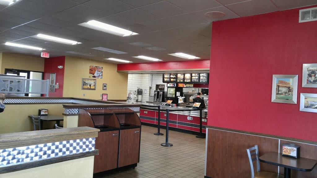 Hardees | restaurant | 1945, 998 Coshocton Ave, Mt Vernon, OH 43050, USA | 7403978931 OR +1 740-397-8931