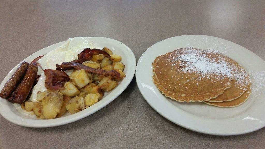 Methuen Family Restaurant | restaurant | 246 Broadway, Methuen, MA 01844, USA | 9786837050 OR +1 978-683-7050