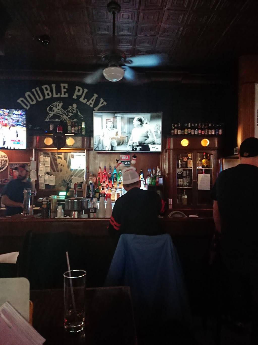 Double Play Saloon | restaurant | 12015 S Western Ave, Blue Island, IL 60406, United States | 7083880811 OR +1 708-388-0811
