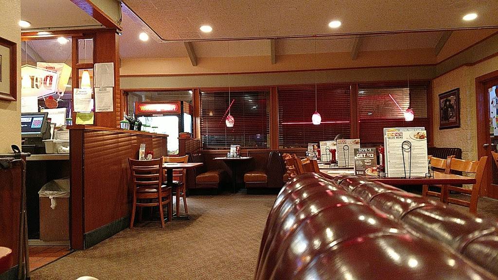 Dennys | restaurant | 8431 244th St SW, Edmonds, WA 98026, USA | 4255820578 OR +1 425-582-0578