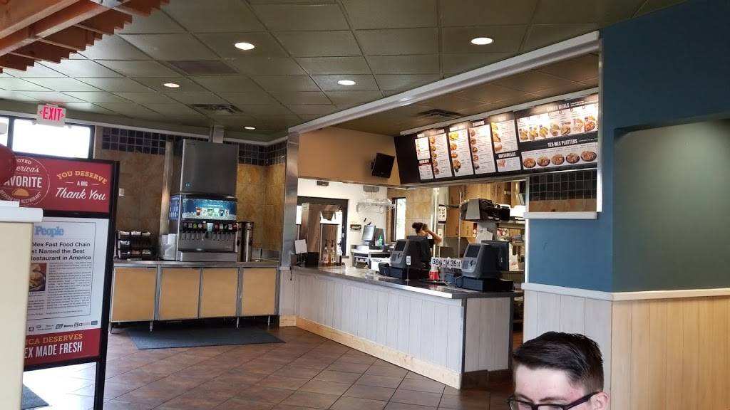 Taco Bueno | restaurant | 4907 Old Bullard Rd, Tyler, TX 75703, USA | 9036176102 OR +1 903-617-6102