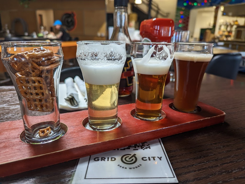 Grid City Beer Works | restaurant | 333 W 2100 S Expy, Salt Lake City, UT 84115, USA | 8019068390 OR +1 801-906-8390