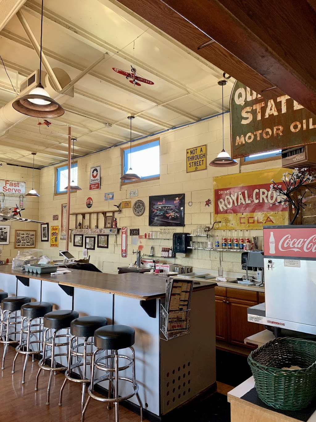 The Pump Cafe | restaurant | 710 Main St, Springfield, OR 97477, USA | 5417260622 OR +1 541-726-0622