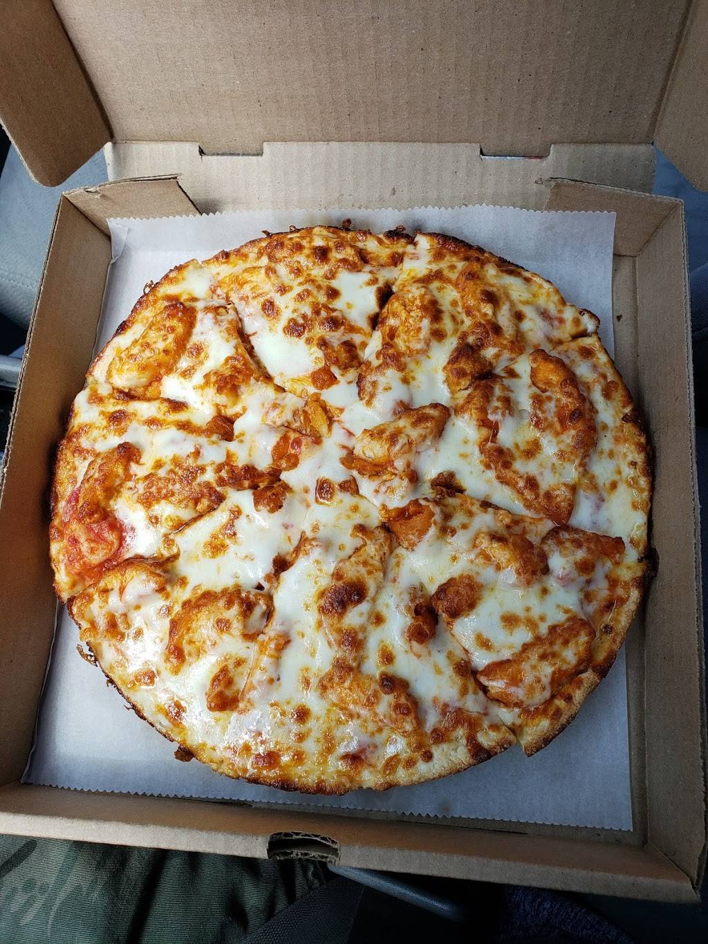 Peruchos Pizza | restaurant | 1280 Grafton St, Worcester, MA 01604, USA | 5087679800 OR +1 508-767-9800