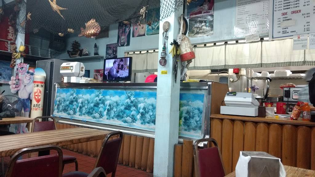 Harbor Light Restaurant-Market | restaurant | 748 Tuna St, San Pedro, CA 90731, USA | 3108325485 OR +1 310-832-5485