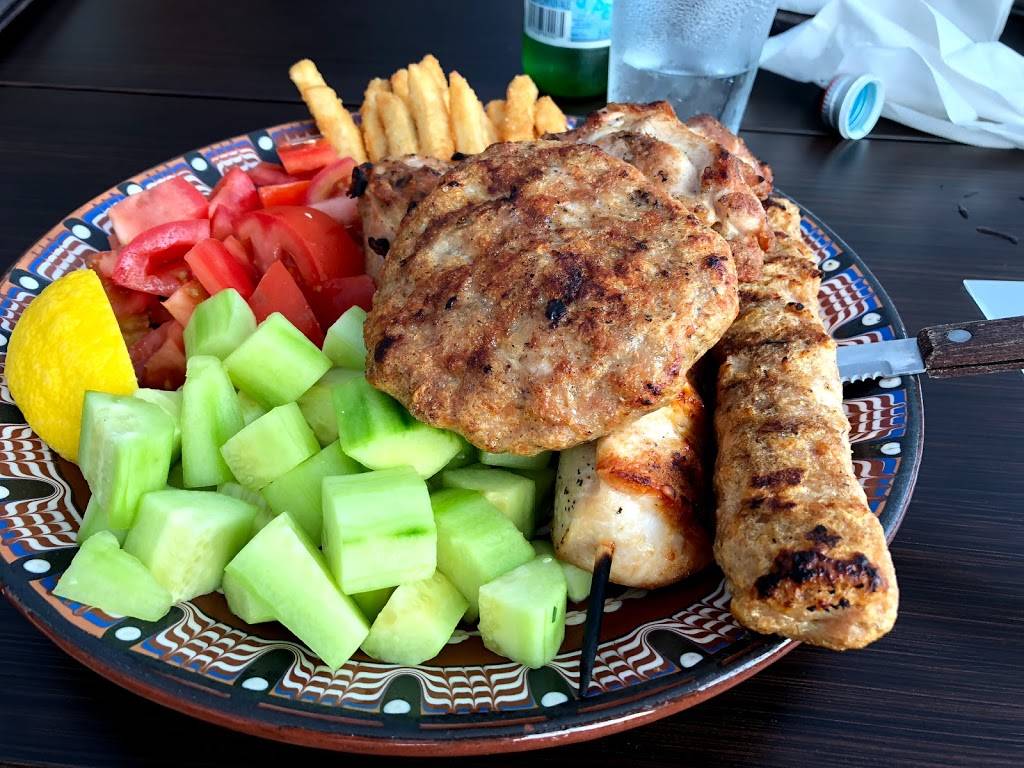 Restaurant Mehanata | restaurant | 1141 Lee St, Des Plaines, IL 60016, USA | 8478240100 OR +1 847-824-0100